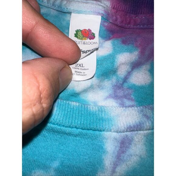 Never Lose Hope Dove Religious Tie-Dye Tee - Picture 4 of 4